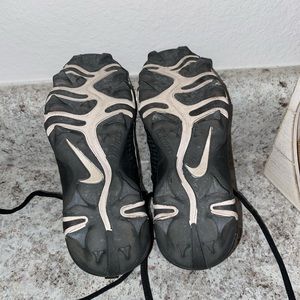 Boys Alpha football cleats. Kids size 13